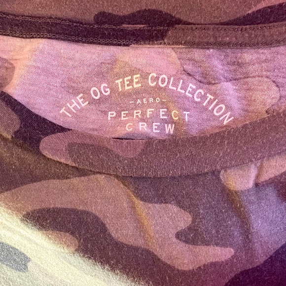 American Eagle Camouflage Cropped Crew Neck T Shirt Short Sleeve Women’s Medium - Picture 3 of 3